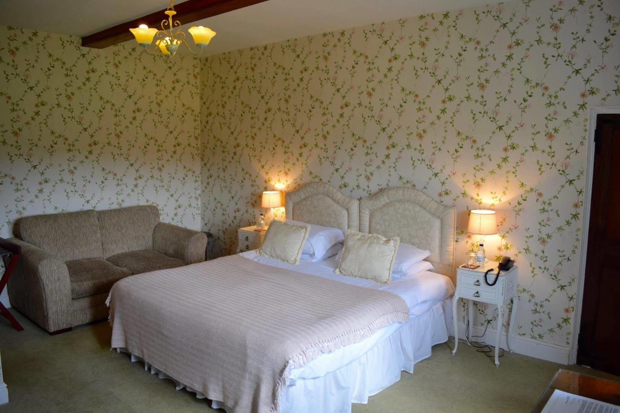 فندق Derehamفي  At The Farmhouse Hunters Hall المظهر الخارجي الصورة